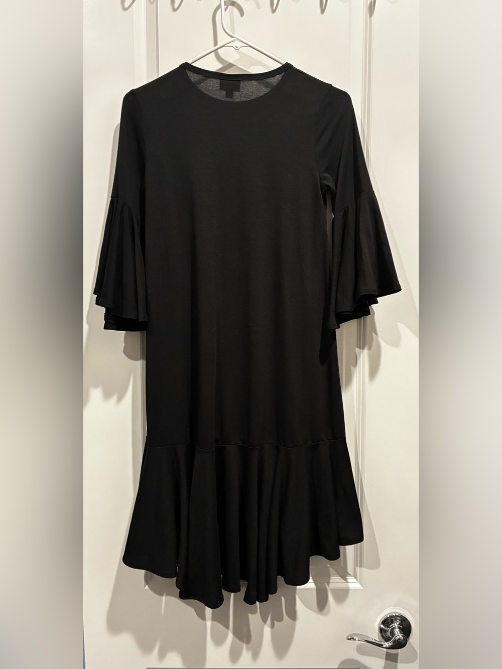 LuLaRoe Maurine Black Ruffle Hem/Sleeves Hi Low Dress XXS - Picture 2 of 5